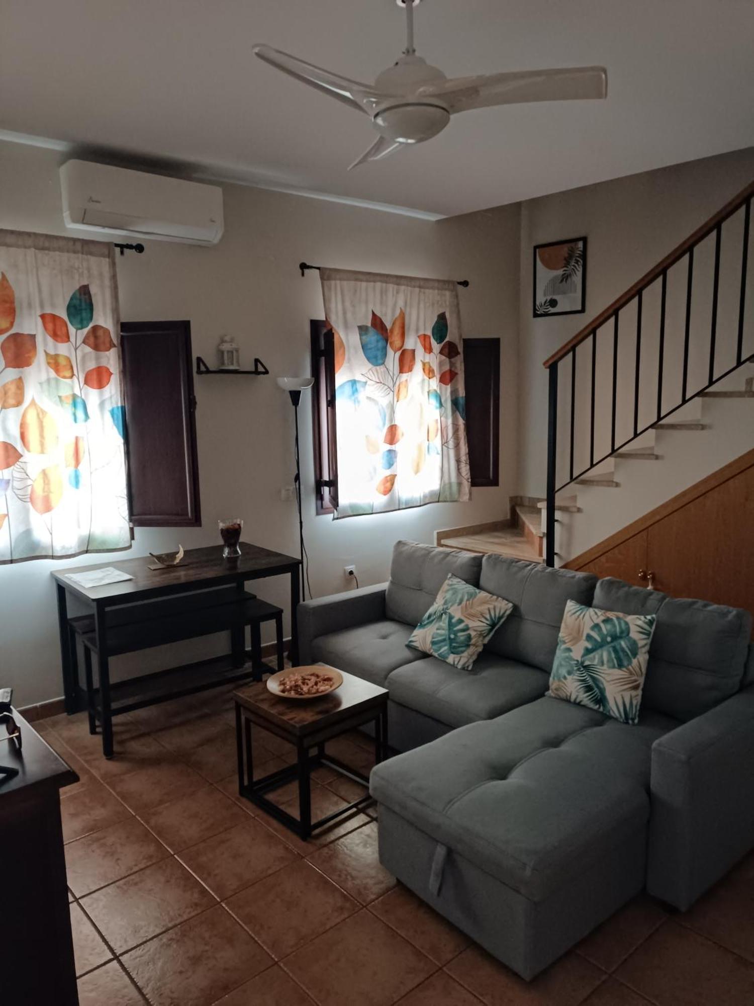 Apartamento Rural Duplex Del Monte カサジャ・デ・ラ・シエラ エクステリア 写真